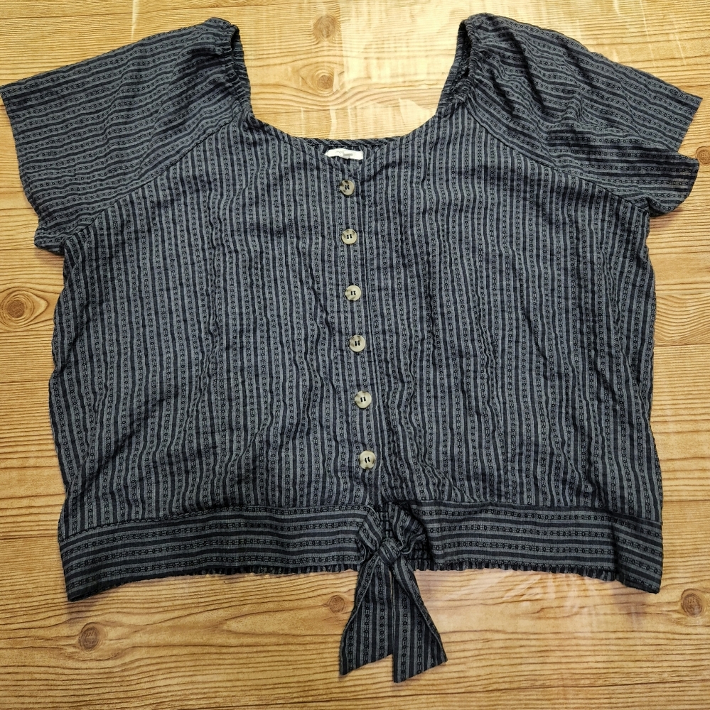 Maurices Button Down Tie Crop Top Plus Size 3